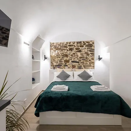 Torre Delle Rondini Apartment