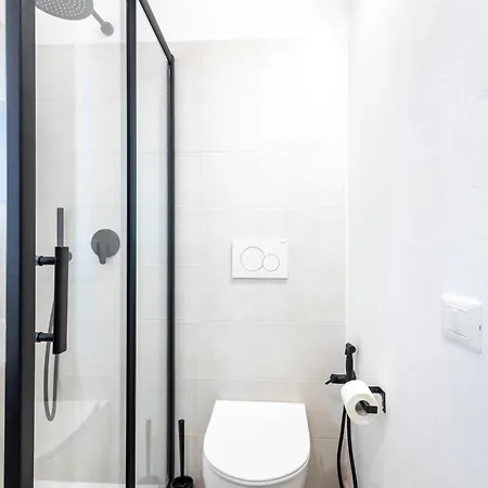 Torre Delle Rondini Apartment *