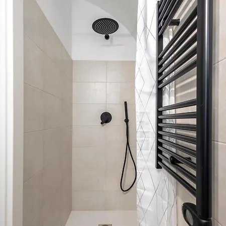 Torre Delle Rondini *